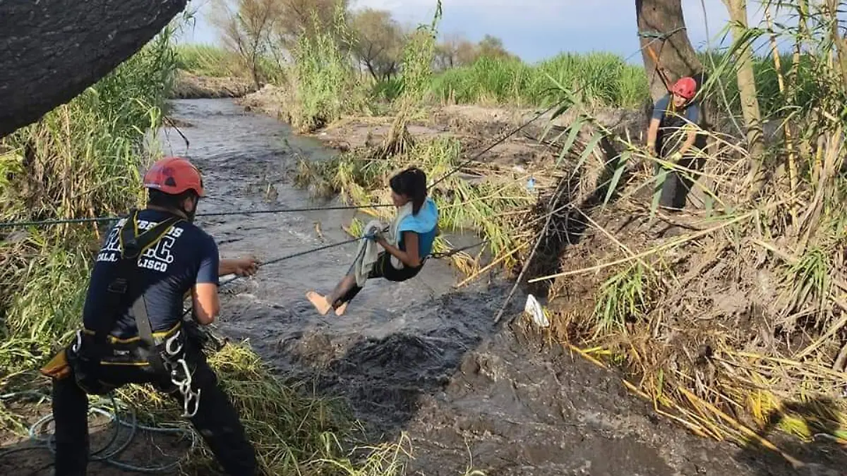 Rescate de menores en Tala